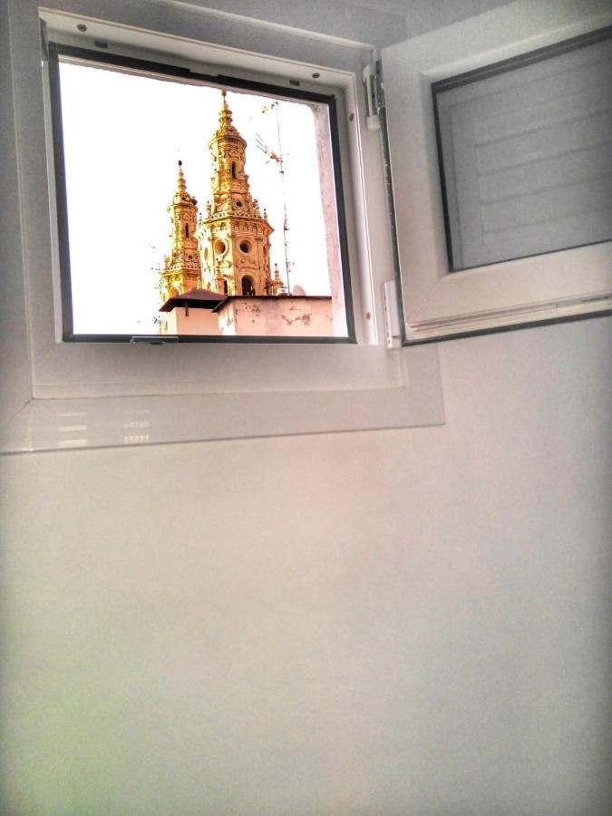 La Casita Del Laurel Casa Entera By Apartamentos โลโกรโญ ภายนอก รูปภาพ
